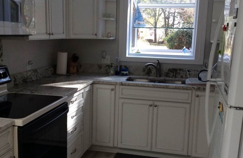 Sunset Beach House | Cozy, Quiet, 1.8 Miles From Sunset Beach! WiFi, Cable, Pets OK!