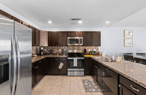 Masterson Station House | Cozy & Quiet 3/2 near Downtown Lexington 15 minutes to horse park!