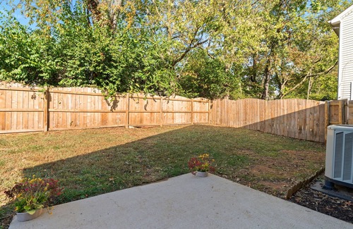 Masterson Station House | Cozy & Quiet 3/2 near Downtown Lexington 15 minutes to horse park!