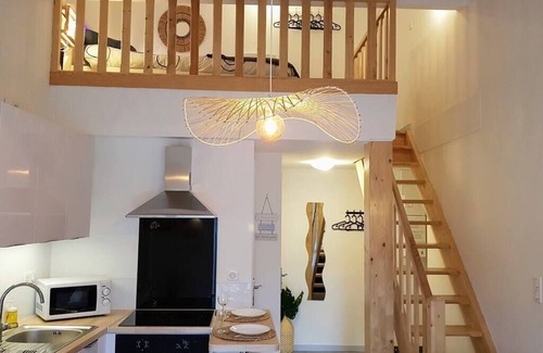Le Puy-en-Velay Apartment | ★ Cozy ★ Quiet ★ City centre ★ Easy Parking ★ WIFI ★