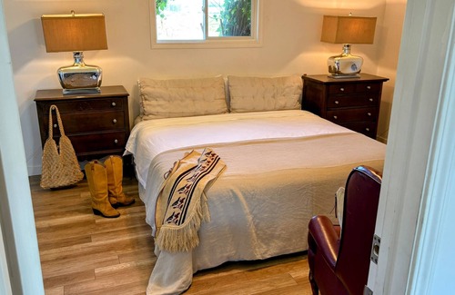 Calgary Other | Cozy Ranch Cabin at Historic Farm Two53