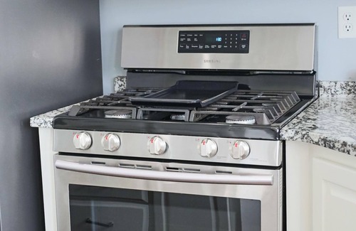 Franklin House | Cozy ranch house that's 10-15 minute from Historic downtown & Arrington Vineyard