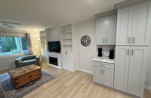 Indian Trail House | Cozy, remodeled home in Matthews close to everything!