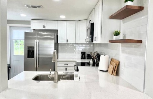 Bayonet Point House | Cozy Remodeled House!