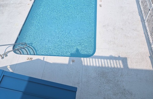 Wilmington Beach Condo | Cozy REMOLDED 1-bedroom condo AC, WiFi in charming Carolina Beach with a pool