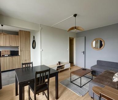 La Mulatiere Apartment | Cozy renovated apartment with cinema atmosphere and view