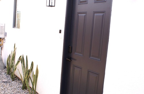 Reseda Apartment | Cozy Reseda Studio Near Hospitals