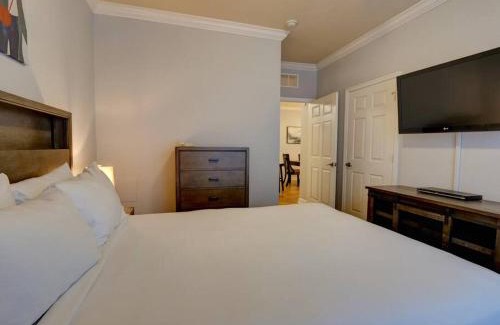 Four Corners Apartment | Cozy Retreat - Close to Disney & Golf