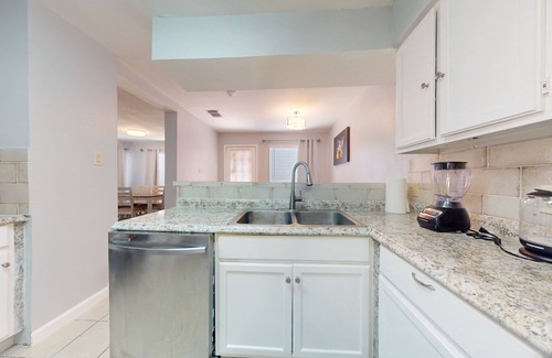 Greater Fondren Southwest House | Cozy retreat in the heart of Houston few miles from Major Houston attractions