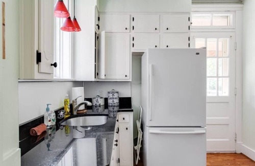 Bonnycastle House | Cozy Retreat Near Expo Center