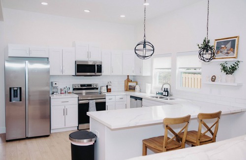 Saxon House | Cozy Retreat Near Spartanburg with AC and WiFi