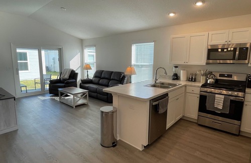 Sumter County House | Cozy Retreat Near Sawgrass Market & Brownwood Paddock Square!