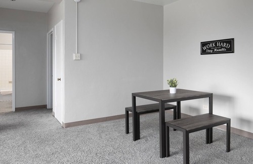 Redmont Park Apartment | Cozy Retreat♛near UAB♛Fast Wifi✓Remote Work Space✓