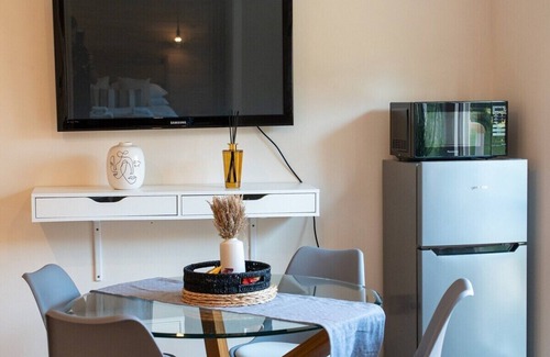 Eastbourne Apartment | Cozy Retreat - short or long stays
