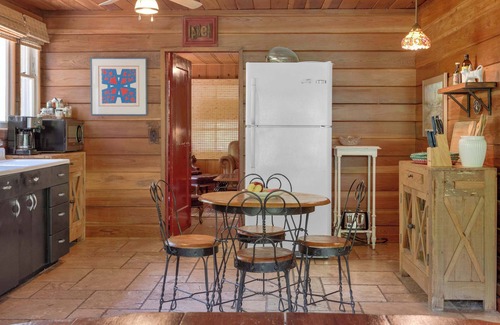 Guerneville House | Cozy Riverfront Cabin - Beach Access & Wood Stove