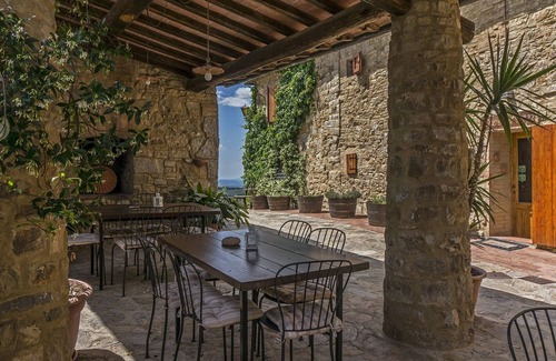 Castellina in Chianti Apartment | Cozy, Romantic and Ideal for a Couple