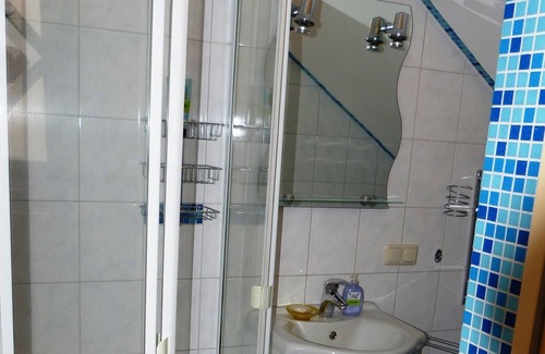 Ortenberg Apartment | Cozy room apartment with kitchen and bathroom, like new