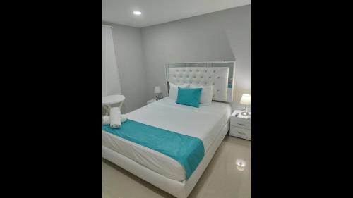 Marbella Cabin | Cozy room Bm-10 near the sea with air conditioning and WIFI