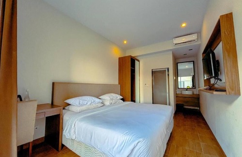 Batu Bolong Hotel | Cozy room in best area of canggu