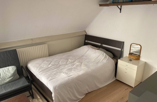 Amsterdam East Condo | Cozy room in the City!