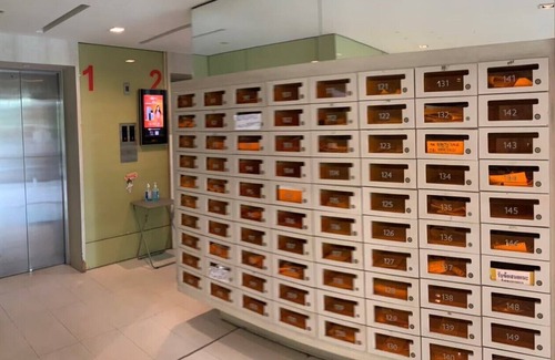 Phra Khanong Apartment | Cozy room ! Very fast WiFi ! Netflix - 5 mins walk to BTS Onnut