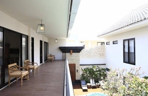 Nakula Bed & Breakfast | Cozy room Villa in seminyak