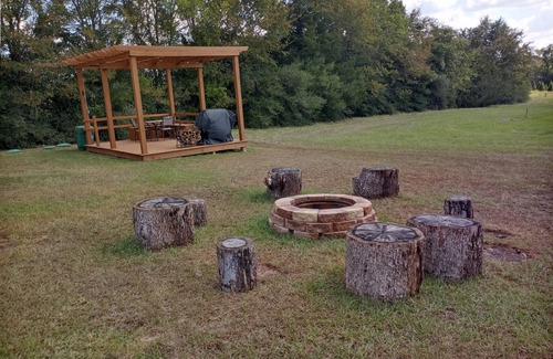 Bryan Cabin | Cozy rural cabin near Texas A&M University