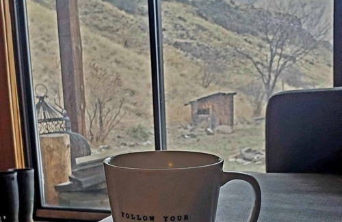 Riggins Cabin | Cozy Rustic Cabin in Riggins – Nature Awaits at Your Door!