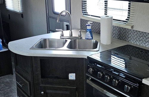 Colorado Springs House | Cozy RV in the quiet countryside outside of Peyton with AC, WiFi