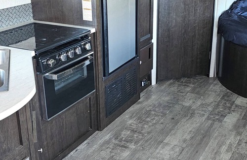 Colorado Springs House | Cozy RV in the quiet countryside outside of Peyton with AC, WiFi