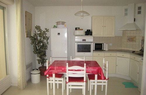 Amelie-les-Bains-Palalda Apartment | Cozy Studio for 2 with WiFi & Parking – 50m from Amélie-les-Bains Cures