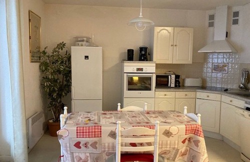 Amelie-les-Bains-Palalda Apartment | Cozy Studio for 2 with WiFi & Parking – 50m from Amélie-les-Bains Cures