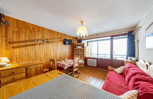 Montgellafrey Apartment | Cozy studio for 4 with balcony and TV in Saint-François-Longchamp