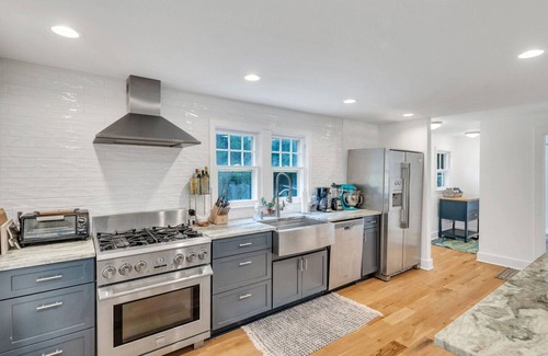 Noyack House | Cozy Sag Harbor Home Minutes from the Beach, Restaurants, Town Shopping