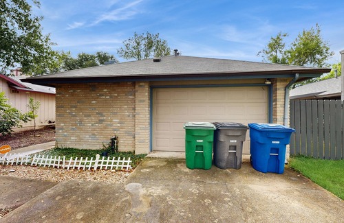 New Territories House | Cozy San Antonio home with washer/dryer and enclosed backyard