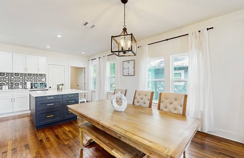 Highland Park House | Cozy San Antonio home with Cowboy pool, kitchen, TV & WIFI, great location