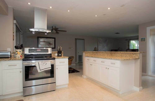 Punta Gorda House | Cozy Screened Pool Home