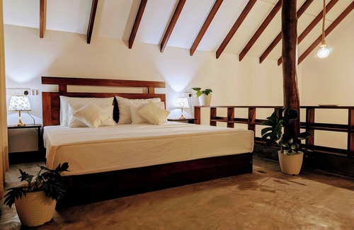 Tangalle Villa | Cozy Sea view private villa in Tangalle with WiFi, AC