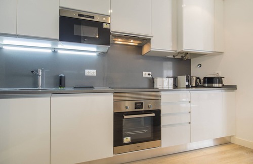 Parede Apartment | Cozy Seaview Apartment