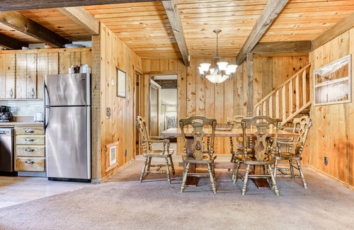 Sunriver Cabin | Cozy & Secluded Sunriver Cabin with SHARC Access - Surrounded by Beauty & Nature