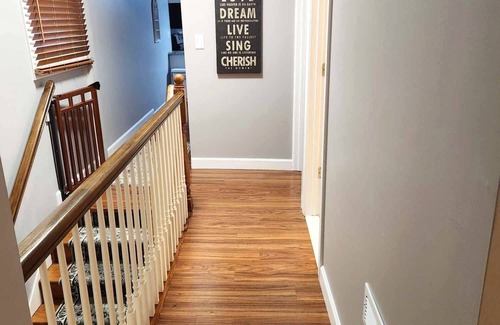 Charlevoix Apartment | Cozy second floor unit in the heart of Downtown Charlevoix, 1BR/1BA sleeps 4 n