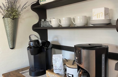 Springville Cottage | Cozy Sequoia . Close to The Springville Ranch Venue & Sequoia Nat. Park.