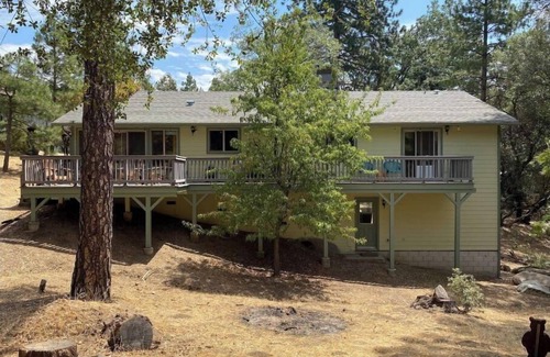 Wishon Cottage | Cozy Seven Pines Cottage - 3br 2bath - Yosemite & Bass Lake - forest home base