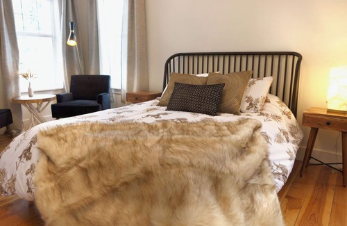Shawnigan Lake Villa | Cozy Shawnigan Lake Carriage House