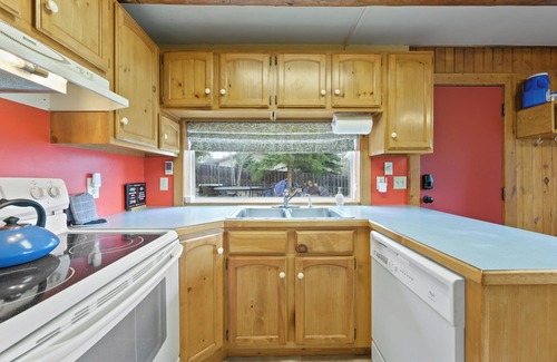 Silverthorne Cabin | Cozy Silverthorne Cabin Near Rainbow Rd & Major Ski Resorts