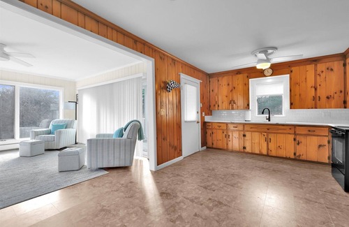 Watkins Glen House | Cozy, simple 2 bed, 1 bath in FLX wine country.