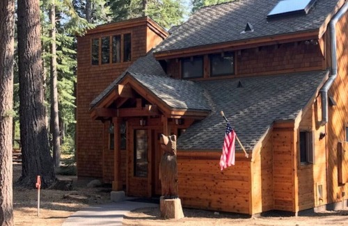 Truckee Cabin | Cozy Ski Cabin - Free Shuttle Village & Rec Center