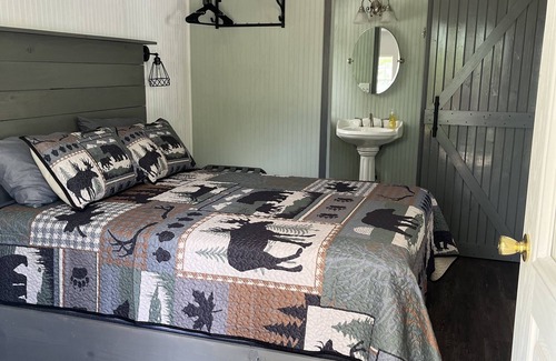 Lake Toxaway Cabin | Cozy Sleep Cabin located at Panther Ridge RV Park & Campground