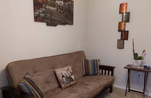 Crossville Cabin | Cozy small cabin in quiet, secluded area, with remarkable mountain view
