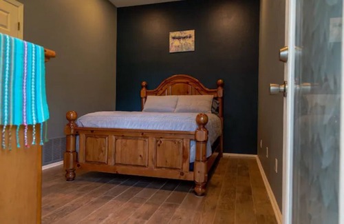 Westside House | Cozy Southwest Style 3 bedroom home with fireplace